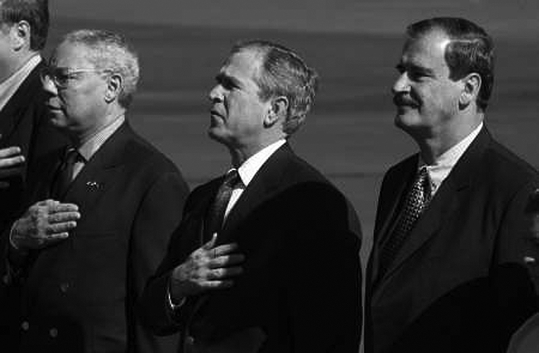 Collin Powell, George W. Bush y Vicente Fox, el 16 de febrero, 2001