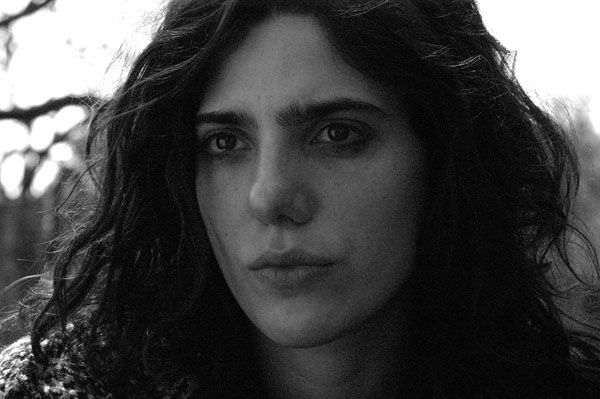 Analía Couceyro es Sofía.