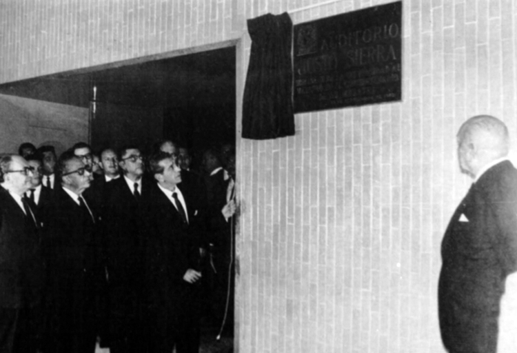 López Mateos frente al Che Guevara