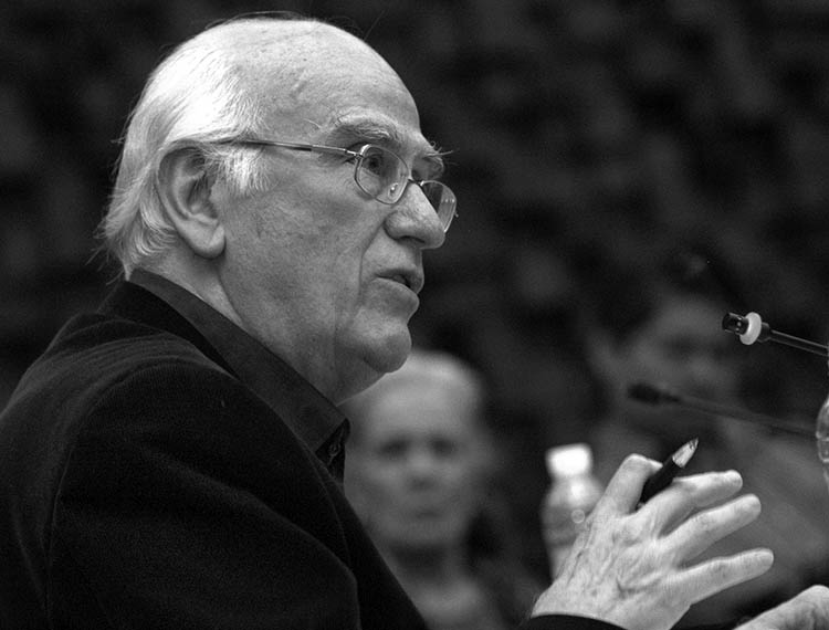 Intelectual postmarxista.